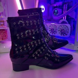 Demonia Warlock-70 Pointed Buckle Boots • M10/W12 • NEW without box